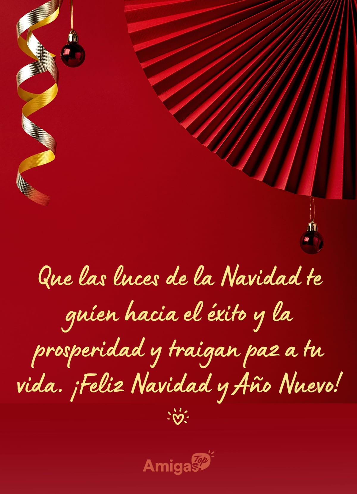 Que las luces de la Navidad te guíen hacia el éxito y la prosperidad y traigan paz a tu vida. ¡Feliz Navidad y Año Nuevo!